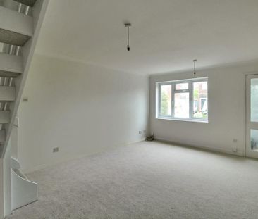 2 bedroom semi-detached house to rent - Photo 2