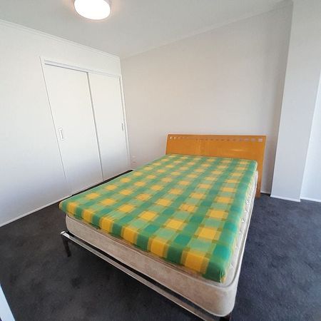 One Bedroom Plus Study Apartment - Photo 4
