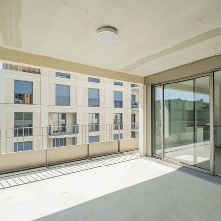 Rental Apartment Bordeaux Saint-Jean - Photo 4