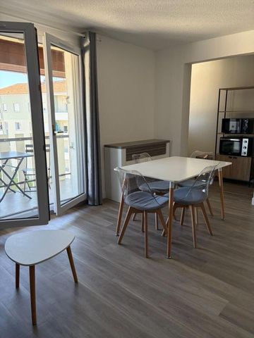 Location Appartement 1 pièce Meublé 31m² DAX 40100 - Photo 4