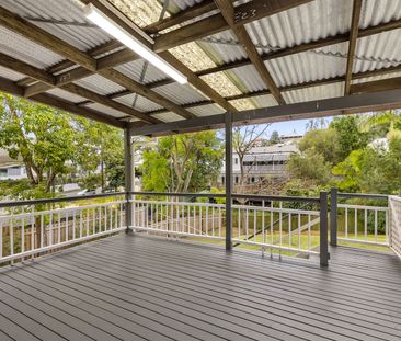 Charm and Character - Photo 5