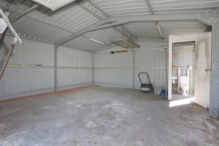 ROOM FOR THE BOAT/TRAILER/CARAVAN - Photo 3