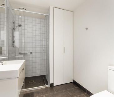 ONE BEDROOM APARTMENT IN GREAT LOCATION - Photo 3