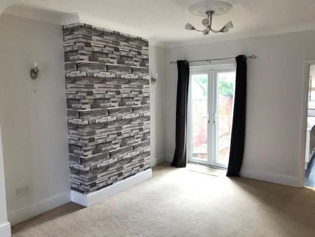 2 bedroom terraced house to rent - Photo 5