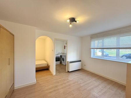 Studio to rent - Photo 4