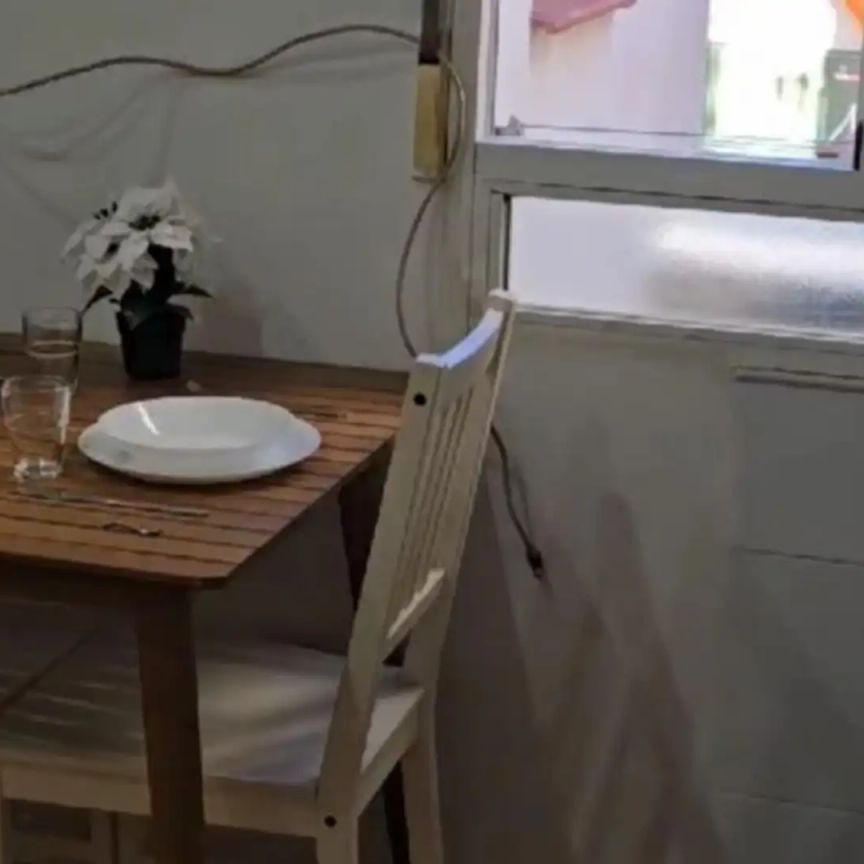 Apartamento de alquiler en Moscardó - Foto 1