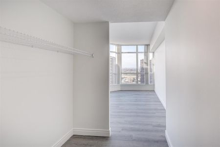 For Lease - 5 Rowntree Road Unit# 1916 Penthouse, Toronto, Ontario - Photo 5