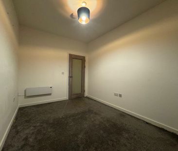 Bayard Apartments - Photo 6
