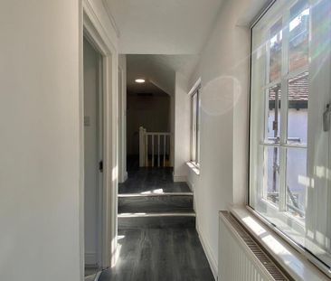 9 bedroom detached house to rent - Photo 5
