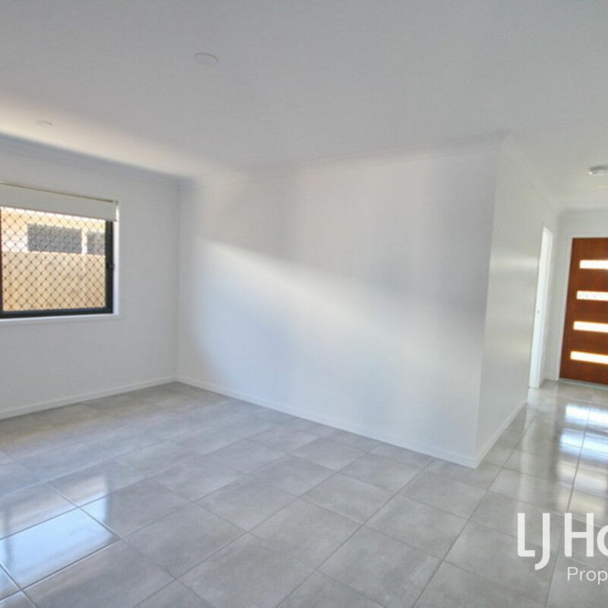Low Maintenance Family Home With 2 Living Areas! - Photo 1