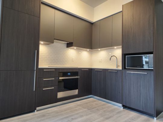 For Lease - 65 Broadway Avenue Unit# 320, Toronto, Ontario - Photo 1