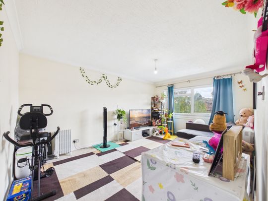48-50 Cooden Close, Bromley, BR1, London - Photo 1