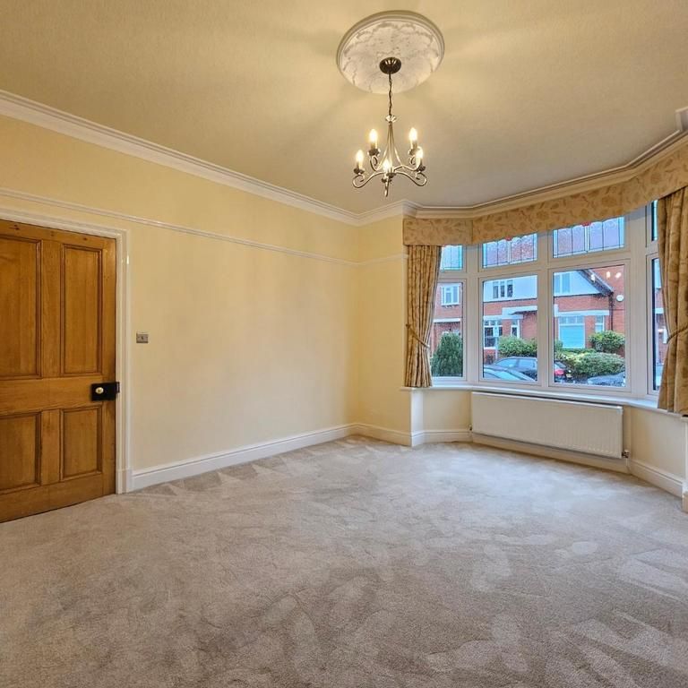 4 bedroom semi-detached house to rent - Photo 1