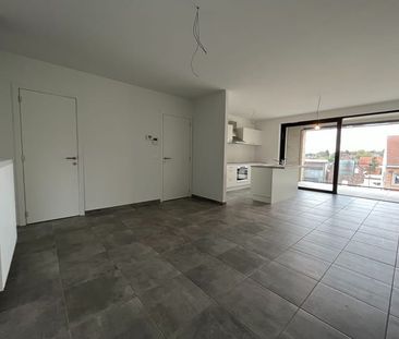 Appartement te huur - Photo 1