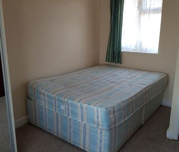 1 Bed Maisonette, Sycamore Avenue, W5 - Photo 2