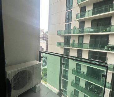 Furnished 1 bedroom Unit in CBD. Available on 30/3/26 - Photo 5