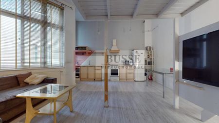 2 pokoje w centrum. Piękna kamienica - Photo 3