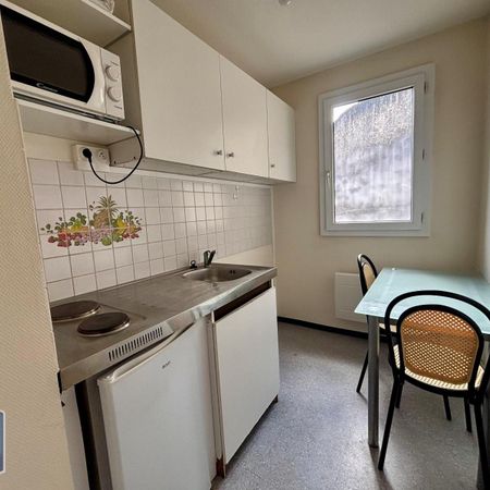 Location Appartement 1 pièce 24m² POITIERS 86000 - Photo 3