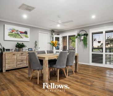 A Hamptons retreat awaits.. - Photo 2