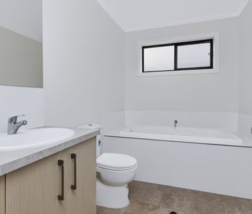 4 Bedroom home in Davoren Park - Photo 5