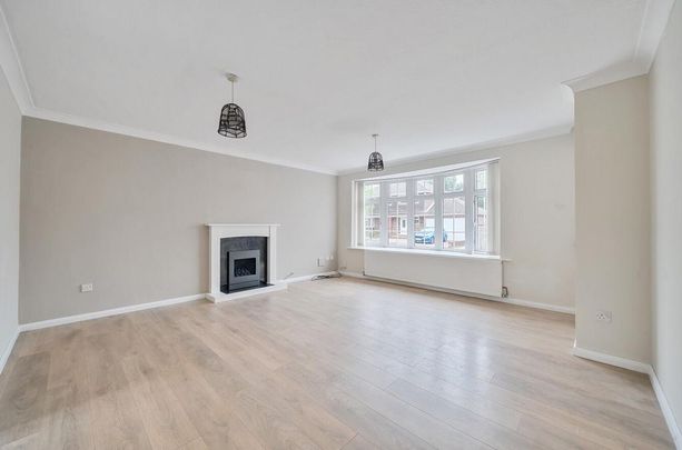 3 bedroom link detached house to rent - Photo 1