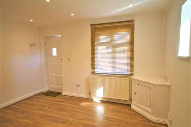 Sultan Road, Emsworth - Photo 1