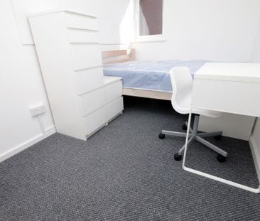 5 bedroom terraced house to rent - Photo 5
