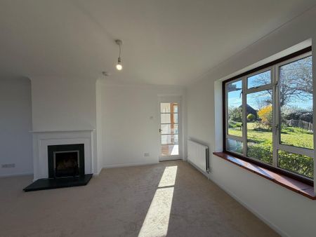 5 bedroom detached house to rent - Photo 2