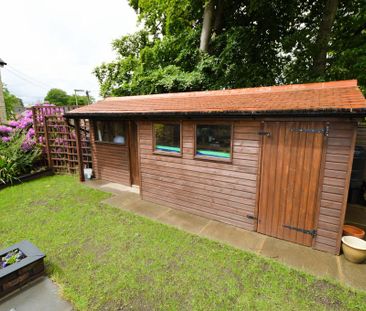 4 bedroom detached house to rent - Photo 2