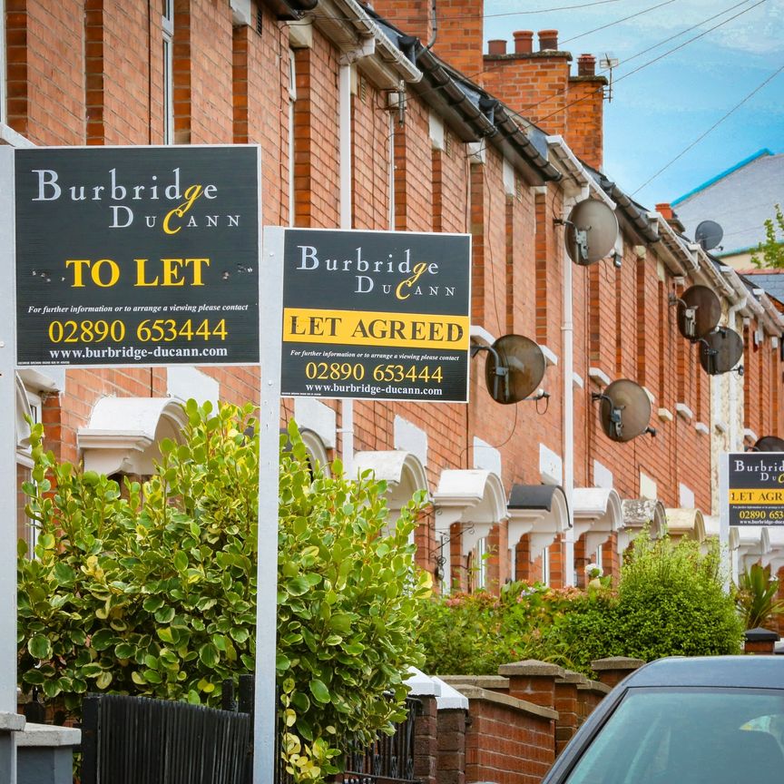 23 Parkgate Parade, Sydenham , BELFAST, BT4 1ET - Photo 1