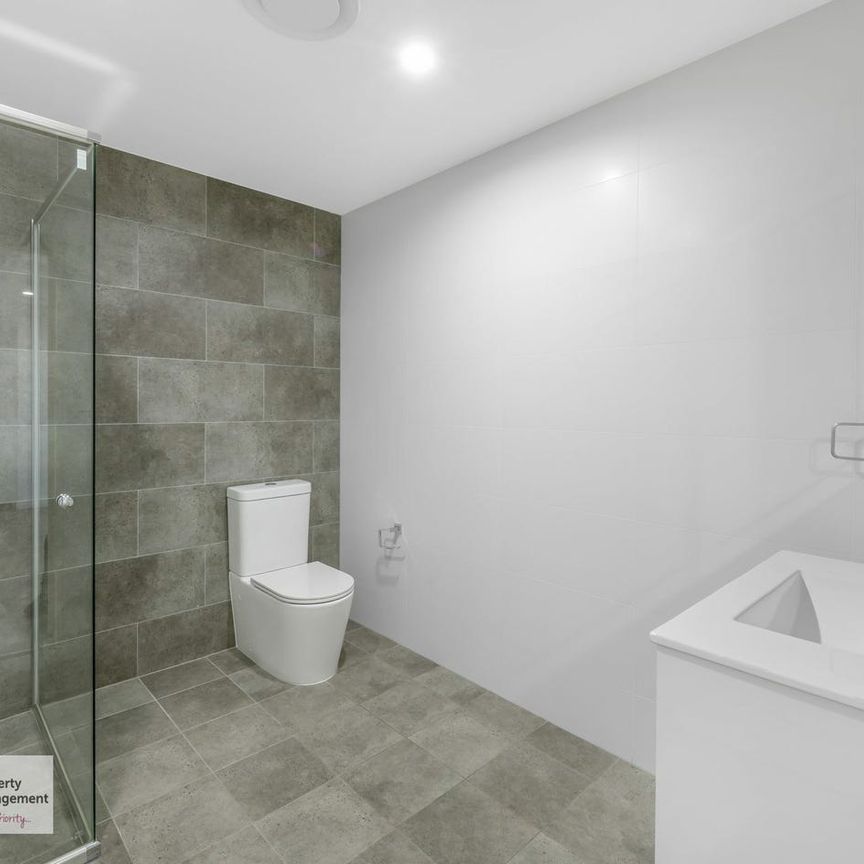 1 Bedroom Ground Floor Apartment! - Photo 1