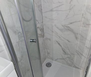 Studio Flat, Haydons Road, SW19 - Photo 2