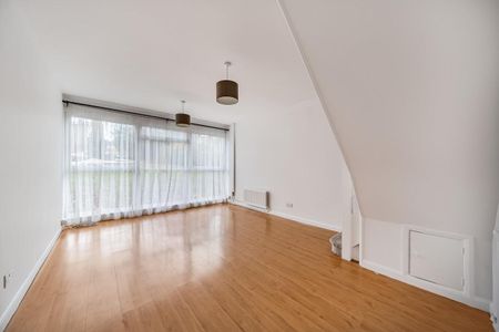 Granville Park, Lewisham, London, SE13 - Photo 3