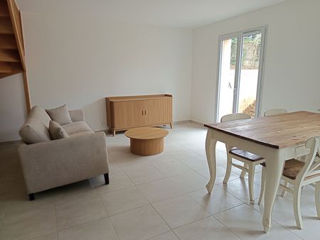 House - Photo 4