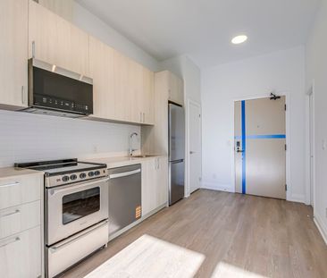 For Lease - 3250 Carding Mill Trail Unit# 106, Oakville, Ontario - Photo 1