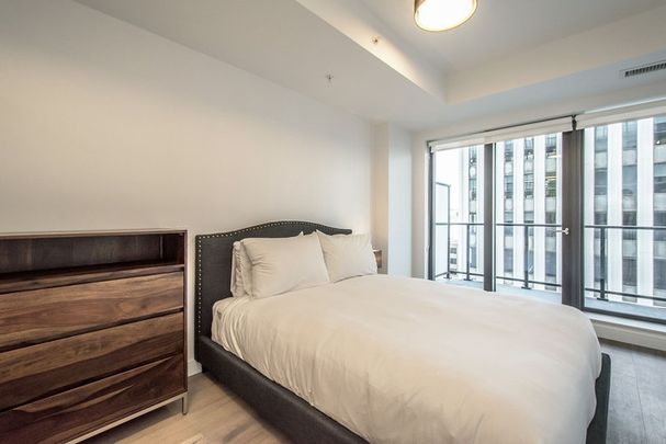 Granville Street - Photo 1