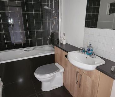 2 bedroom terraced house to rent - Photo 5