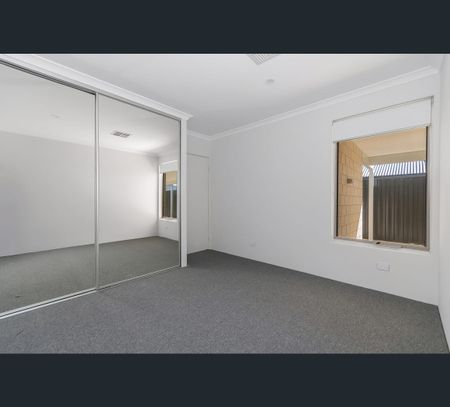 10B Arrowsmith Avenue, Dawesville, WA 6211 - Photo 3