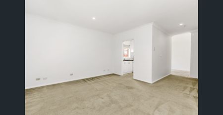 Central Wagga Townhouse - Photo 2