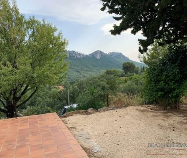 Location Appartement 1 pièce 34m² LE BEAUSSET 83330 - Photo 1