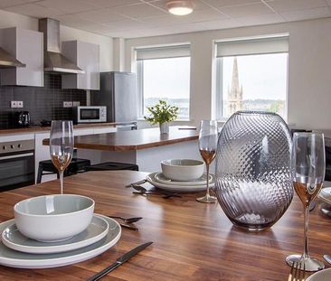 1 bedroom in a flat share to rent - Photo 4