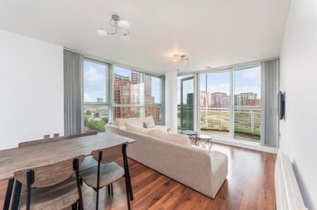 2 bedroom flat to rent - Photo 3