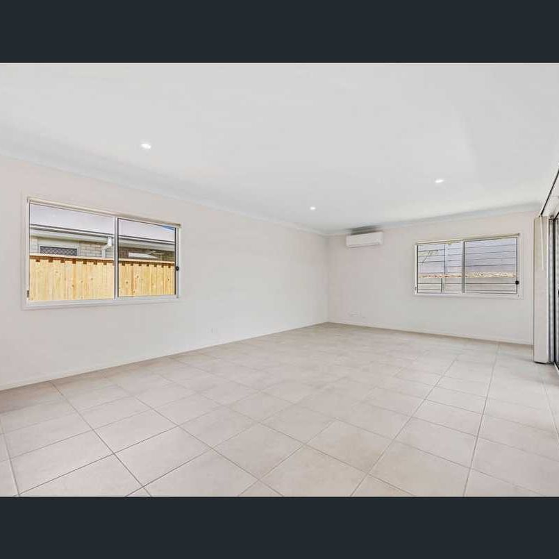 Brand New Contemporary Family Home - Photo 1