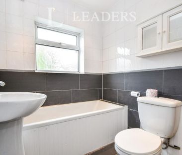 3 bedroom terraced house to rent - Photo 6