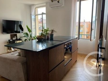 Location Appartement 2 pièces 43m² NICE 06300 - Photo 3