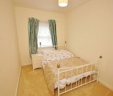 3 bedroom terraced house to rent - Photo 6