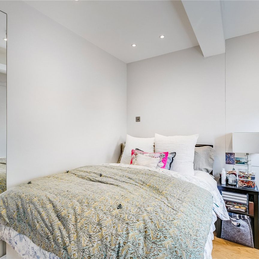 Nell Gwynn House, London, SW3, London - Photo 1