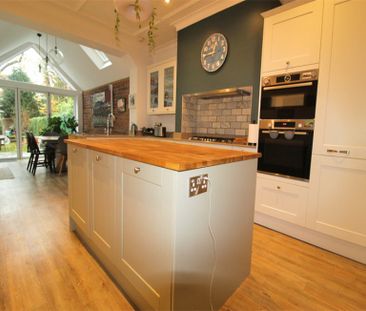 3 Bedroom Semi Detached To Let - Photo 3