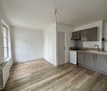 Location Appartement 1 pièce 22m² ORLEANS 45000 - Photo 3