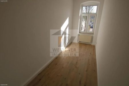 Sie suchen etwas Modernes? 2-Raum Wohnung mit neuer Einbauküche und neuem Boden! - Photo 4